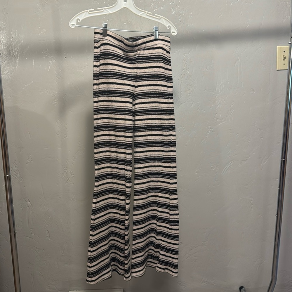 Bershka Size L Flare Pants